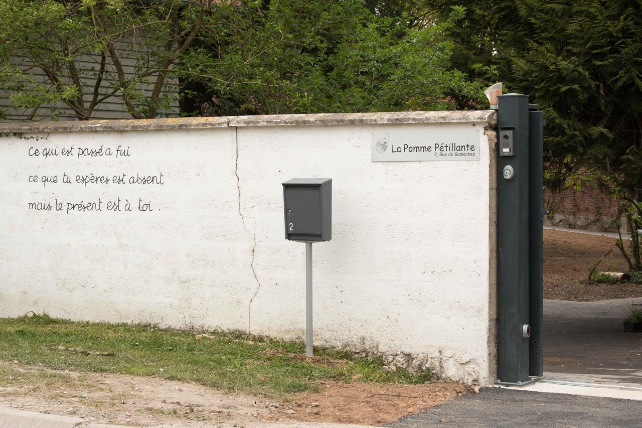 La Pomme Petillante Maisnieres 外观 照片